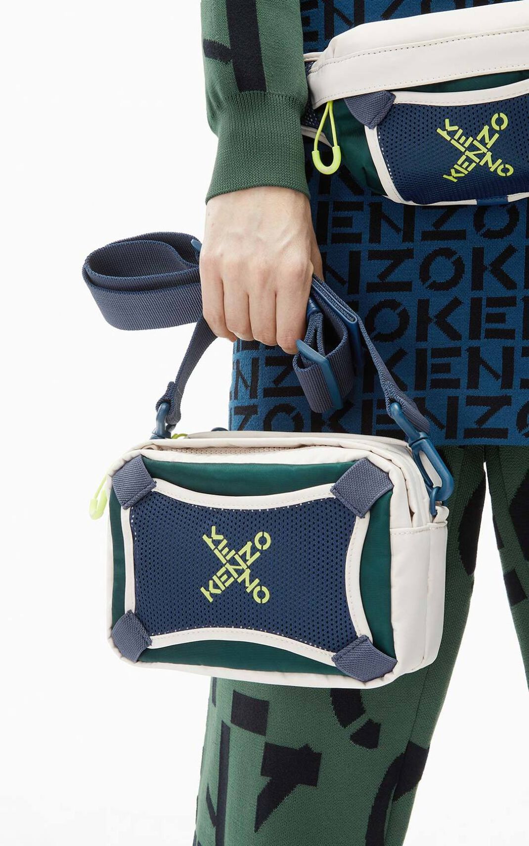 Kenzo Sport with strap Skuldertaske Dame - Grå DK-052030